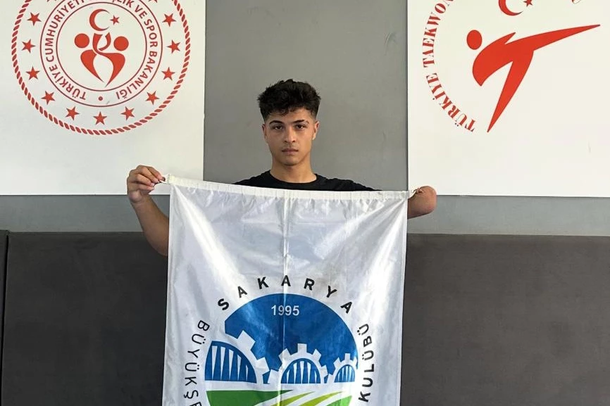 Sakaryalı tekvandocu Kerem Kıl'a 'Milli Takım' çağrısı