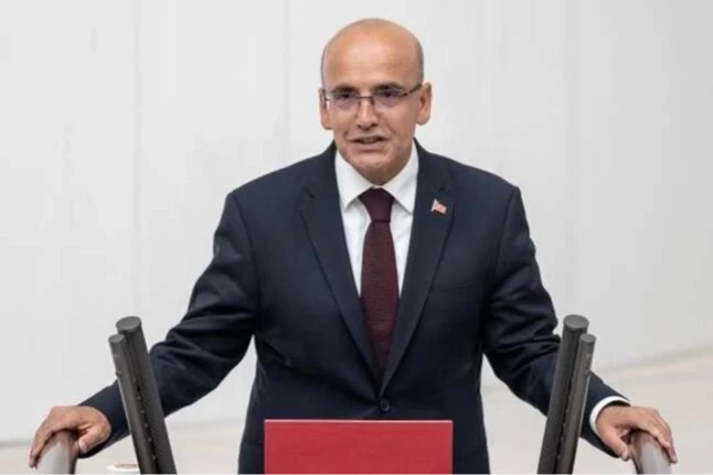 Bakan Şimşek: Dezenflasyon süreciyle fiyat istikrarına odaklanıyoruz