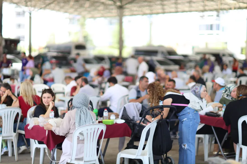 Aksaray’da Kadınların Üretim Gücü Hanımeli Pazarı’nda Yaz Bereketi Sürüyor
