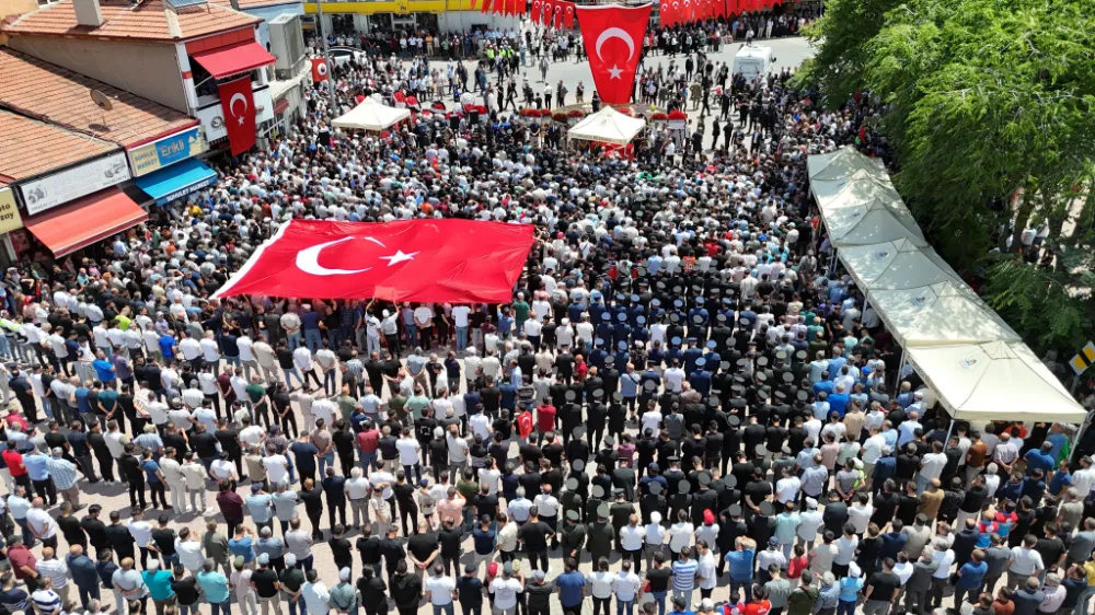 Aksaray Kahraman Evladını Uğurladı: Şehit Özkan Özkanlı Gözyaşlarıyla Toprağa Verildi