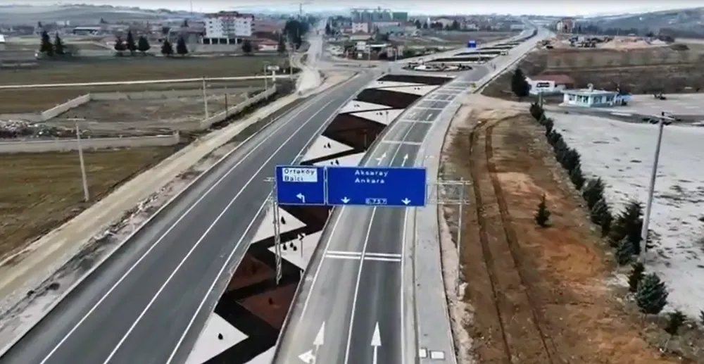 Aksaray–Ortaköy Çevre Yolu düzenlenen törenle hizmete açıldı.