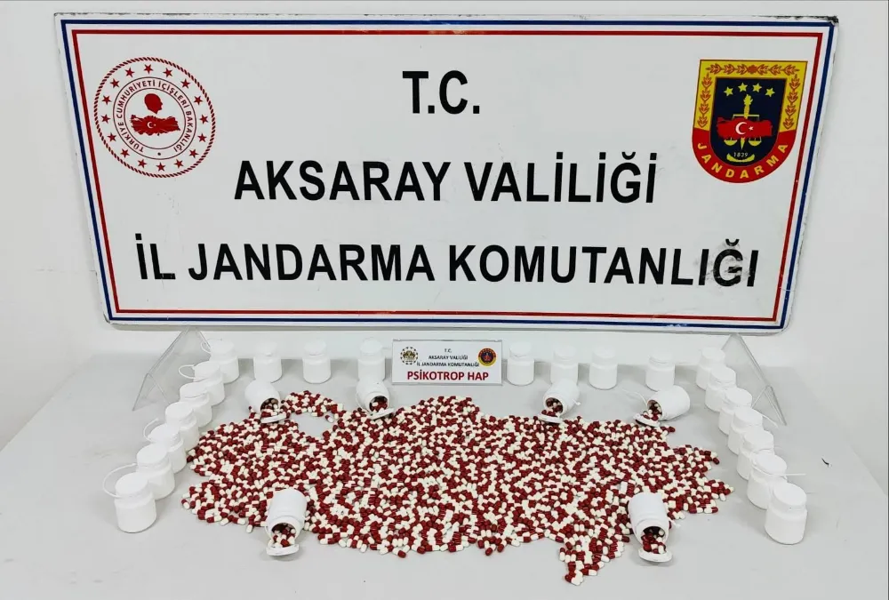AKSARAY’DA UYUŞTURUCU OPERASYONU: 1728 ADET SENTETİK HAP ELE GEÇİRİLDİ