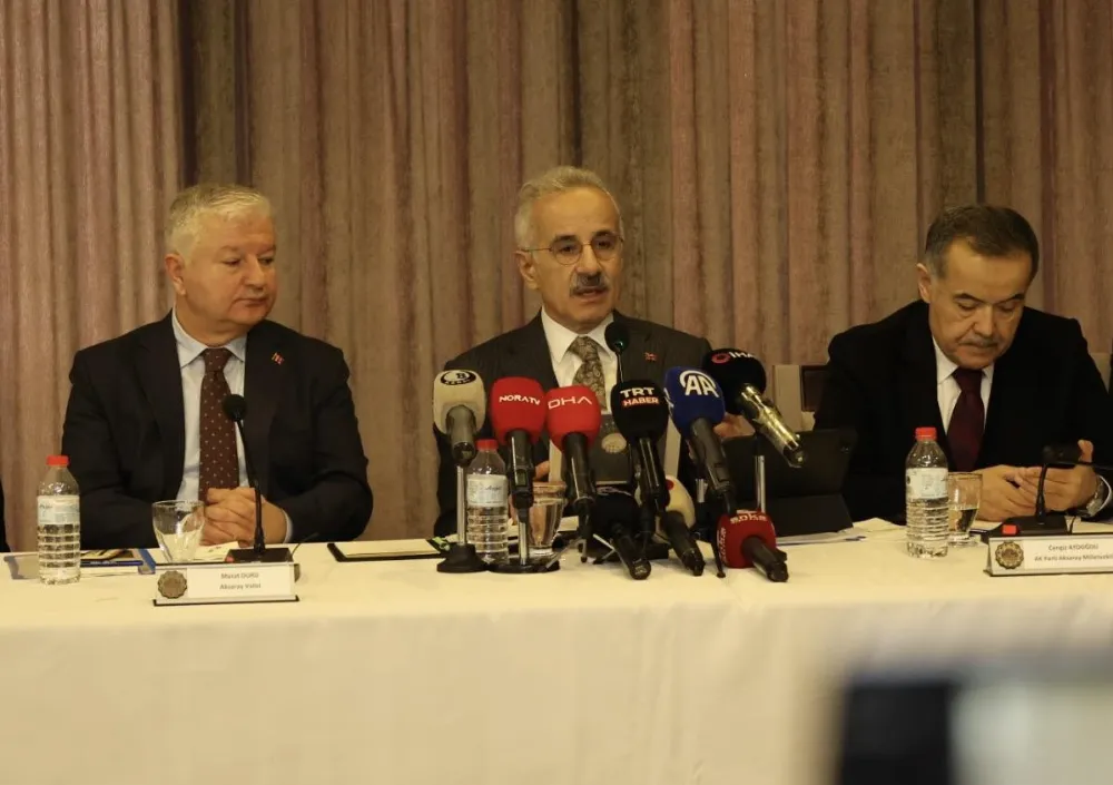Aksaray Ulukışla Tren Hattının Yapım İhalesinin Yapıldığı Müjdesini Bakan Uraloğlu Verdi