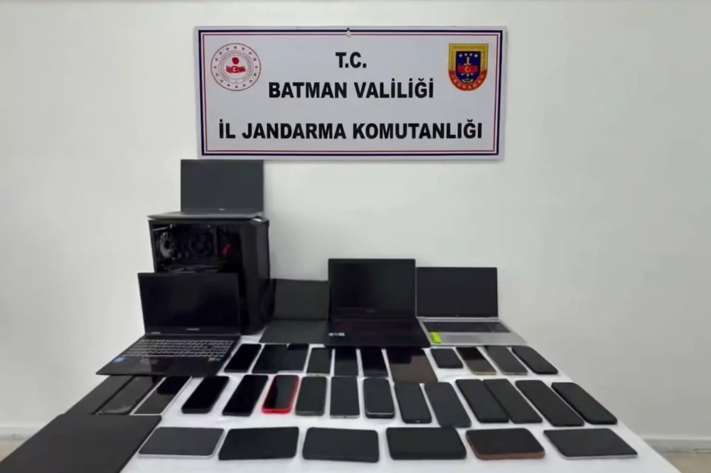 Batman merkezli 13 ilde yasa dışı bahis operasyonu: 102 şüpheli yakalandı