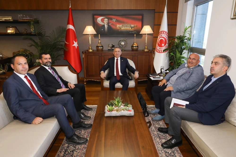 TİGAD HEYETİNDEN FUAT OKTAY’A ZİYARET