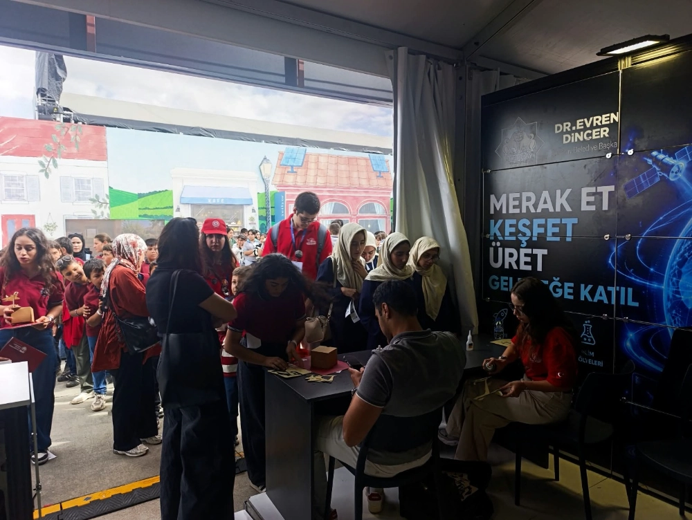 AKSARAY BELEDİYESİ TEKNOFEST’TE ŞEHRİN BİLİM VE TEKNOLOJİ VİZYONUNU TANITIYOR