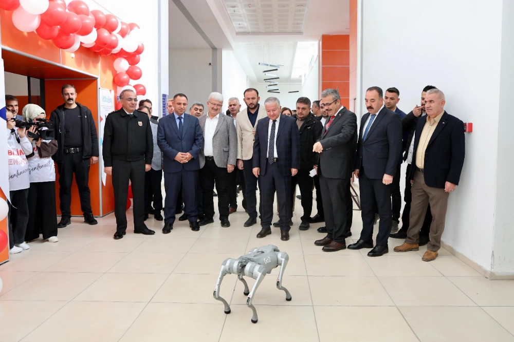 FETEMM Aksaray Teneffüste Bilim Şenliği Açılış Programı Gerçekleştirildi
