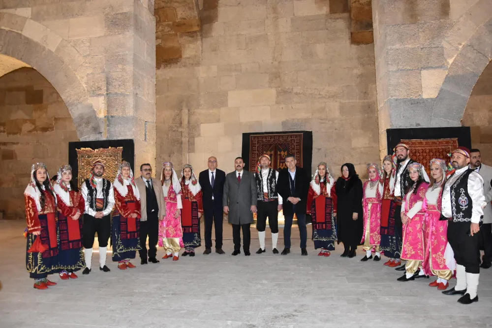 Sultanhanı’nda Sanat Rüzgârı: Aksaray Maarif Korosu İlçe Programlarına Başladı