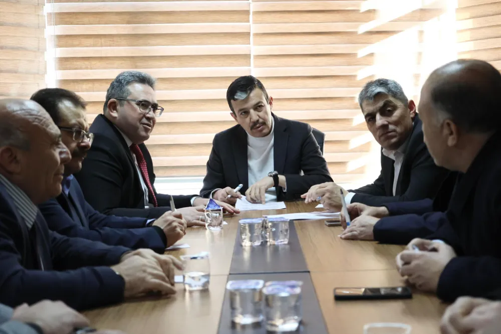 HİZMET VE YATIRIMLAR GRUP TOPLANTISINDA MASAYA YATIRILDI