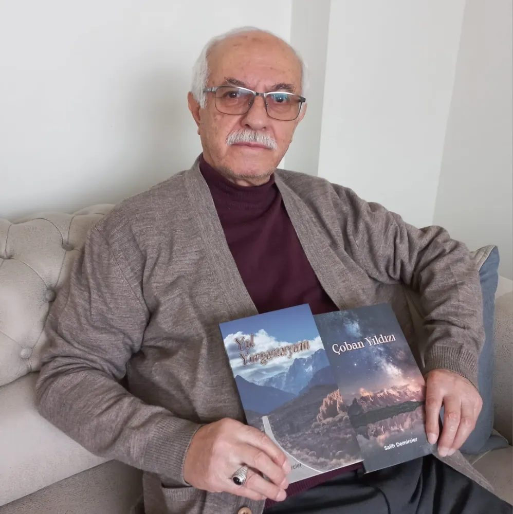 Köşe Yazarımız Salih Demircier’den Çifte Şiir Kitabı