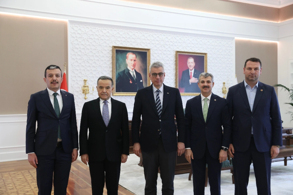 Başkan Aktürk ve Milletvekillerinden Sağlık Bakanlığı’na Ziyaret