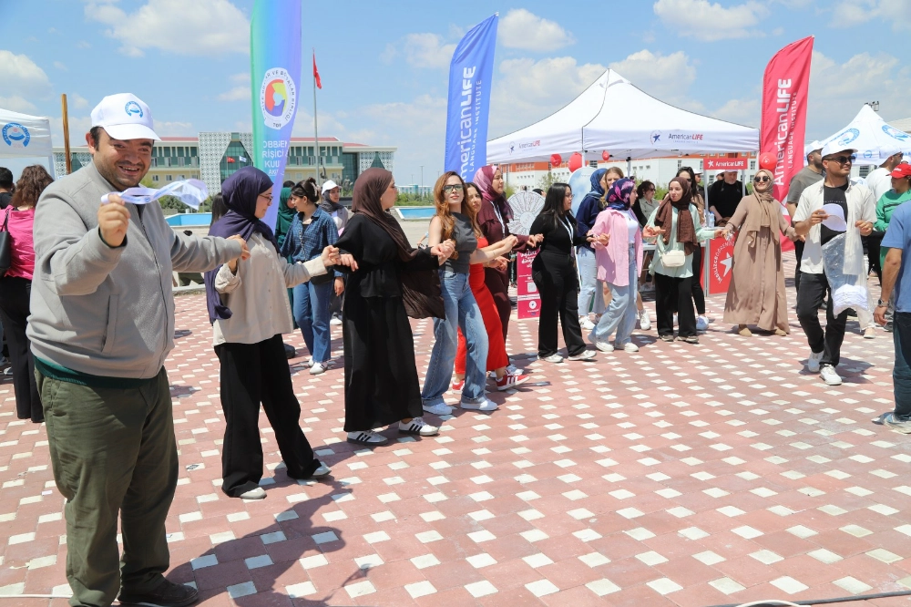 Aksaray Üniversitesinde engelsiz Bahar Şenlikleri coşkusu yaşandı
