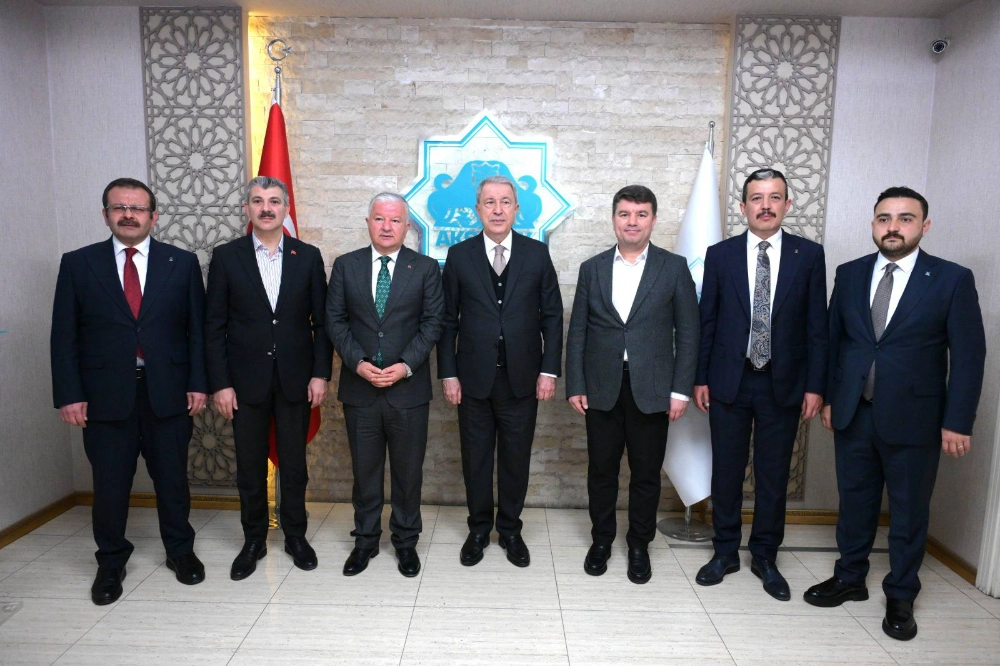 TBMM MİLLİ SAVUNMA KOMİSYONU BAŞKANI AKAR, AKSARAY BELEDİYESİ’Nİ ZİYARET ETTİ
