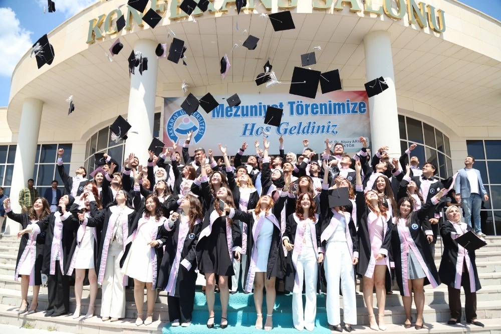 ASÜ Veteriner Fakültesi 8. dönem mezunlarını uğurladı