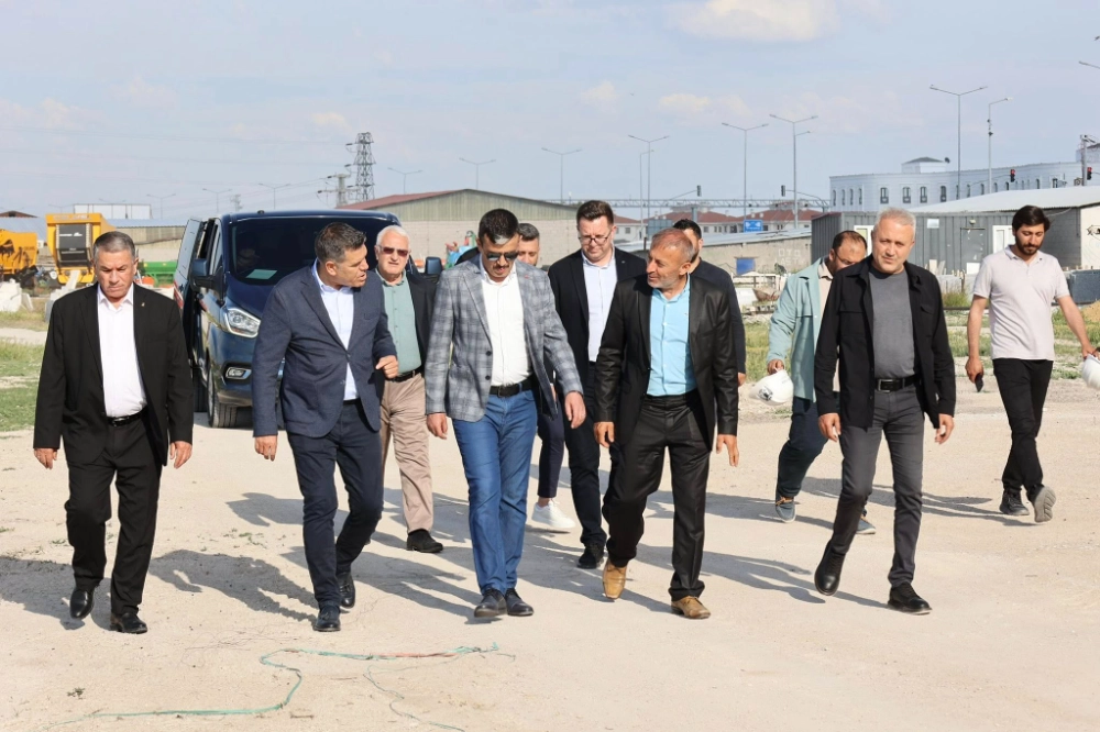 SULTANHANI’NA GENÇLİK VE SPOR ALANINDA DEV YATIRIM: KAPALI SPOR SALONU VE GENÇLİK MERKEZİ YÜKSELİYOR