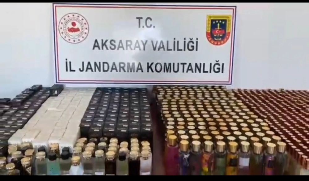 Aksaray ve Ortaköy'de Kaçakçılık Operasyonu: 4,5 Milyon TL Değerinde Kaçak Ürün Ele Geçirildi
