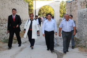 Ak Parti MYK Üyesi Prof. Dr. Sözen Aksaray'a geldi