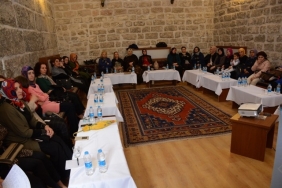 Başkan Yazgı'nın Eşi Hasibe Yazgı, Meclis Üyelerinin Eşleriyle Zinciriye Medresesinde Buluştu
