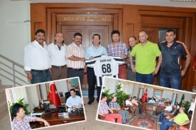 Başkan Yazgı'ya Sanayi sporun forması hediye edildi
