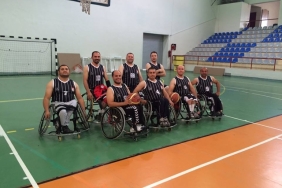 Belediye Tekerlekli Sandalye Basketbol Takımı Namaglup Yoluna Devam Ediyor