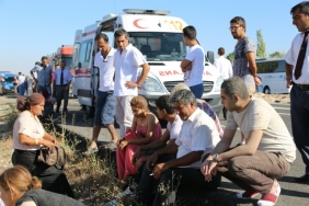 Otobüs Devrildi 7 Kişi Öldü 44 Kişi Yaralandı
