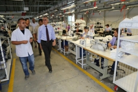 Vali Şeref Ataklı OSB'deki fabrikaları ziyaret etti